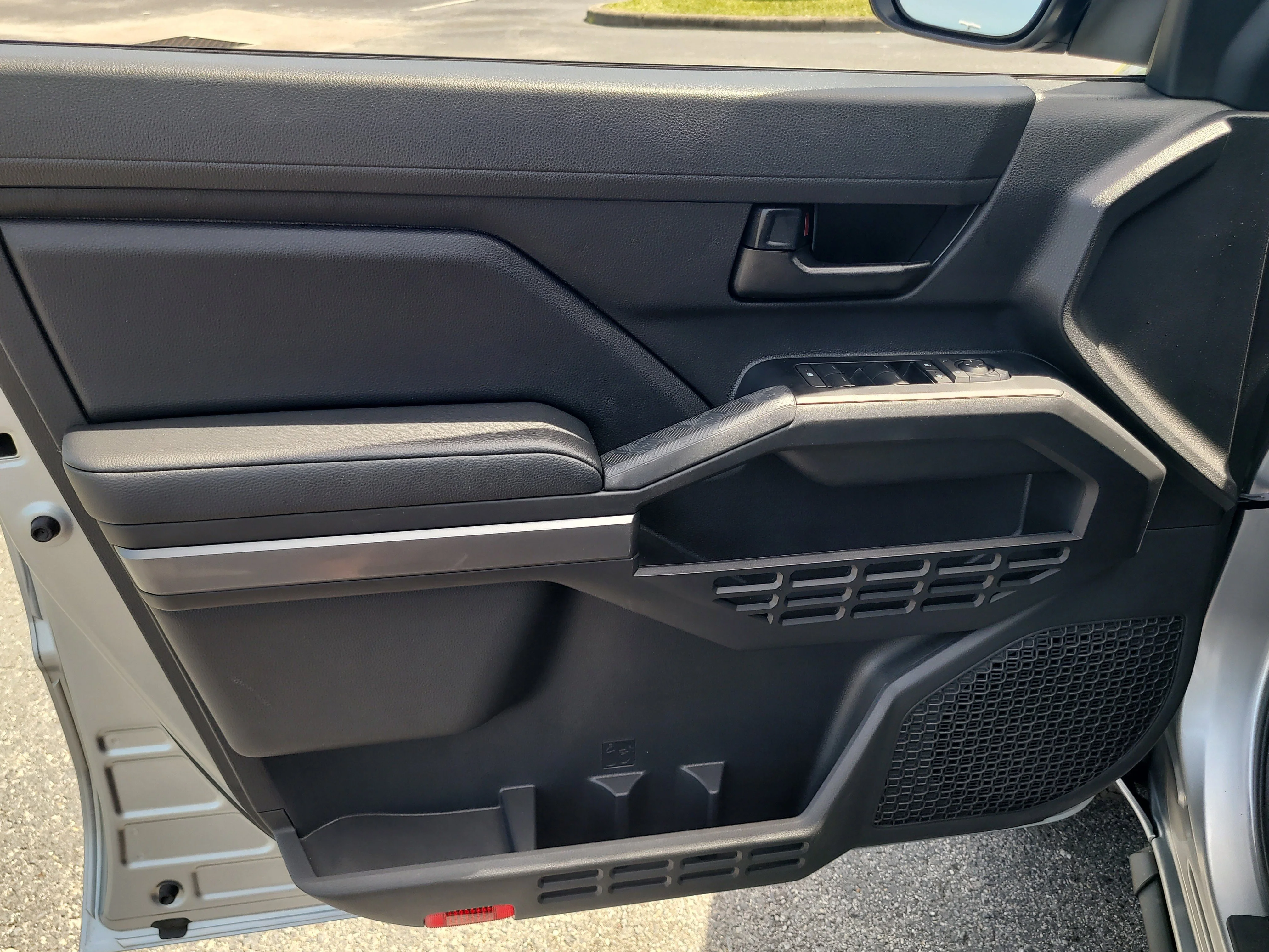 Certified Used 2026  Toyota SR5 image 16
