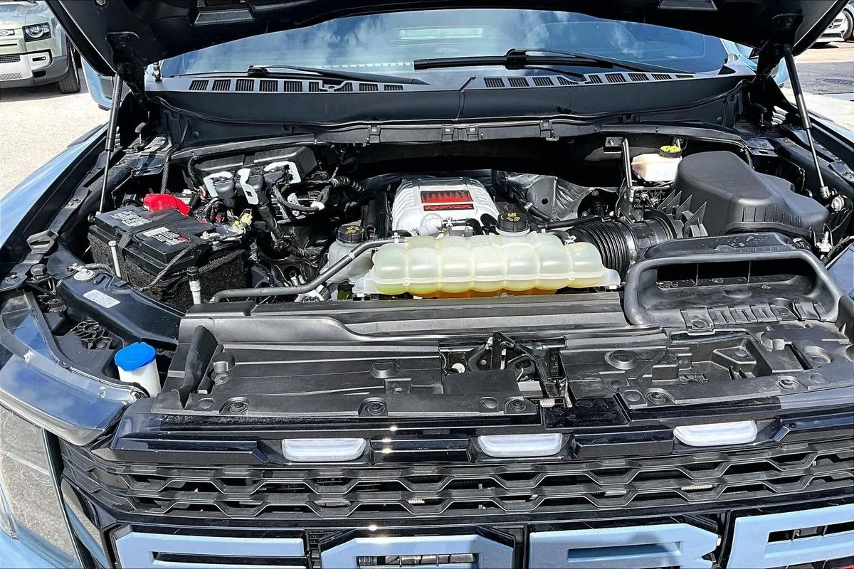 Used 2023  Ford Raptor image 33