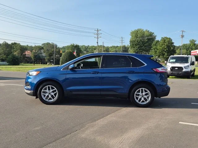 Used 2024 Blue Ford SEL image 10