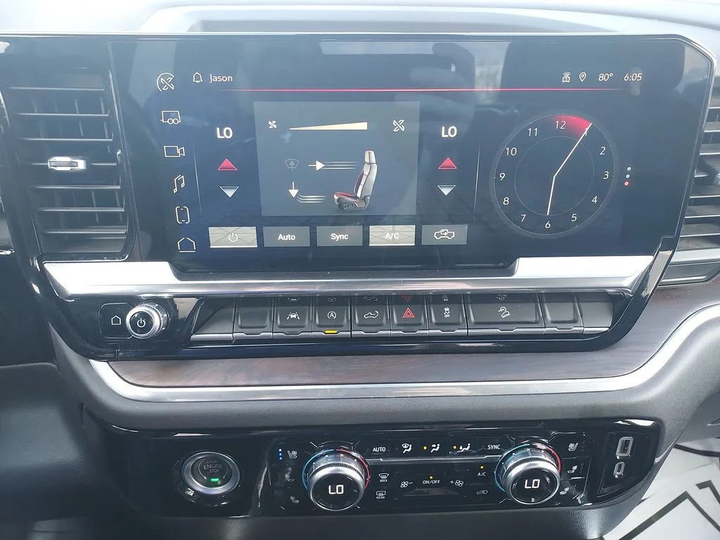Used 2022 Silver GMC SLT image 25
