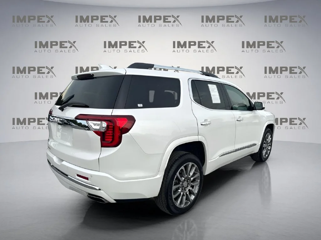 Used 2021 White GMC Denali image 3