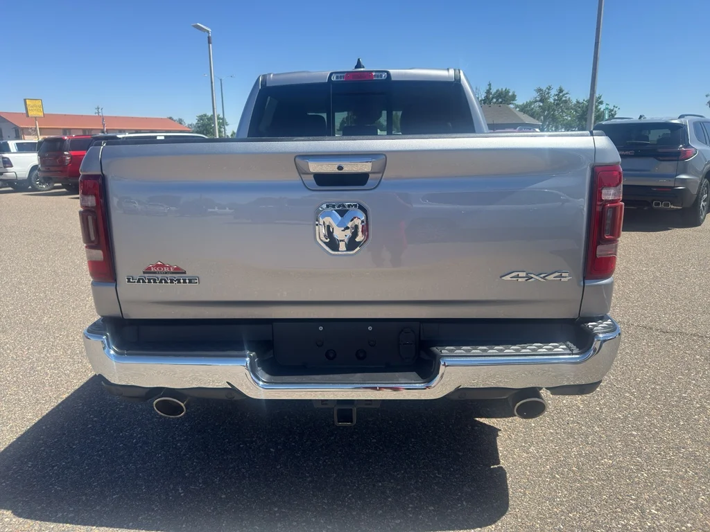 Used 2022 Billet Silver Metallic Clearcoat Ram Laramie image 6