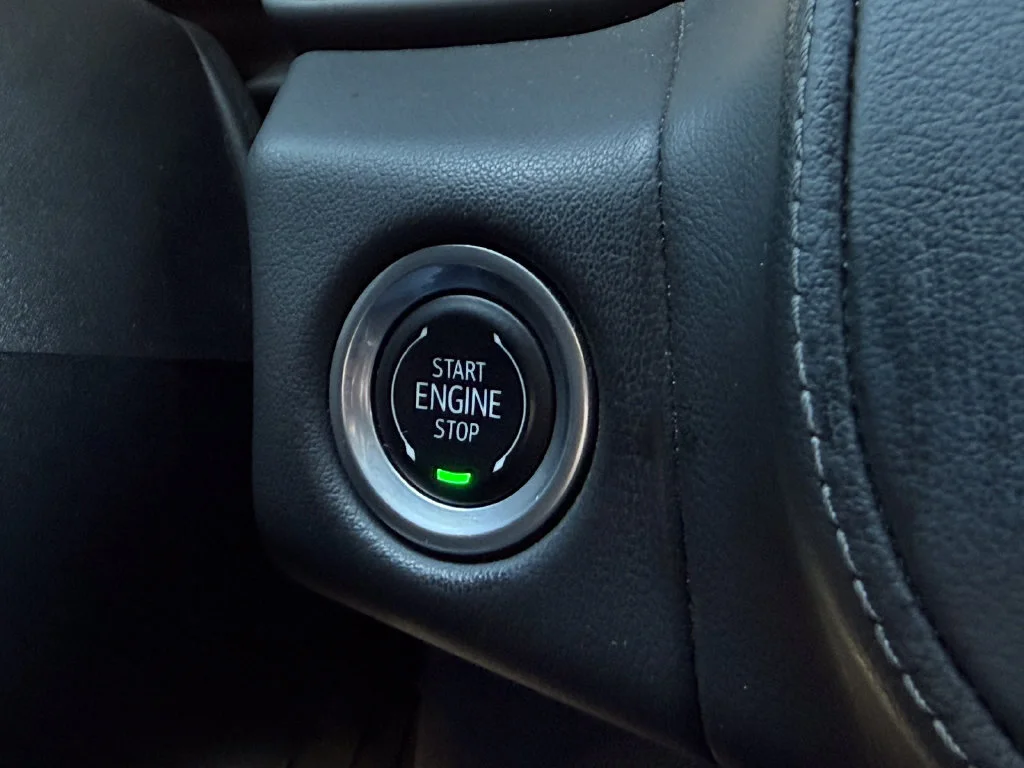 Used 2024 Summit White Chevrolet LT image 31