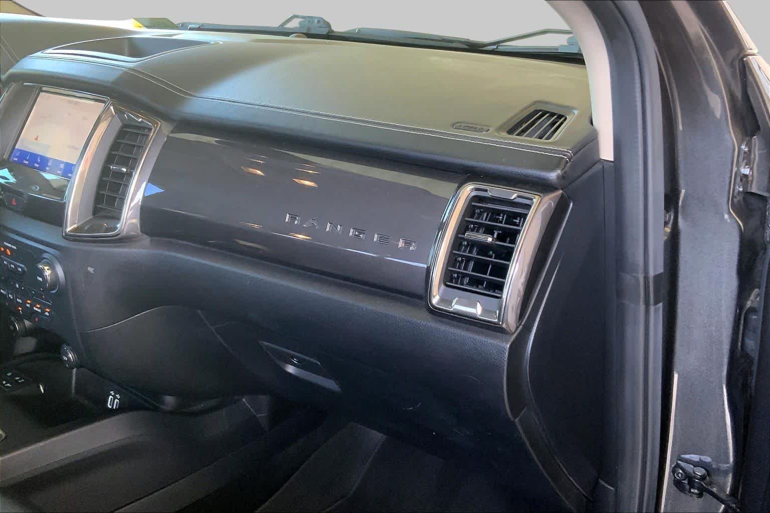 Certified Used 2020 Magnetic Metallic Ford LARIAT image 18