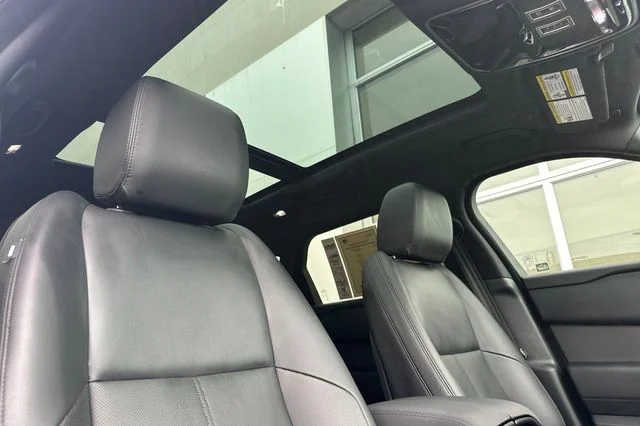 Certified Used 2026 Black Land Rover S image 15