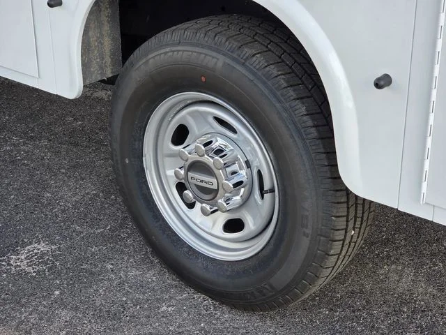 New 2026 Oxford White Ford F-250® XL image 11