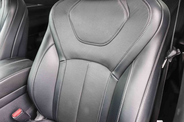 Used 2023 Silver INFINITI LUXE image 19
