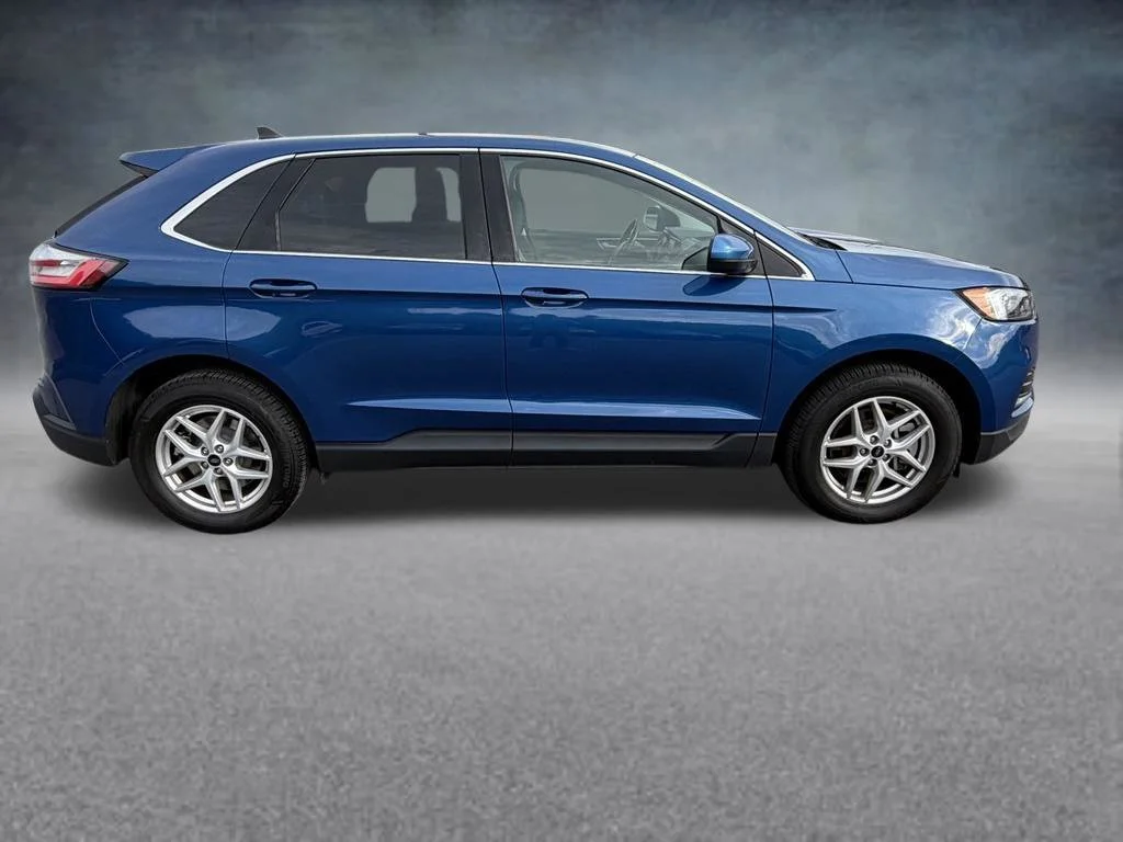 Used 2024 Blue Ford SEL image 56