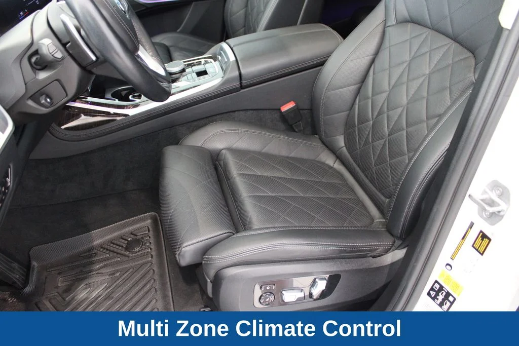 Used 2023 White BMW xDrive40i image 11