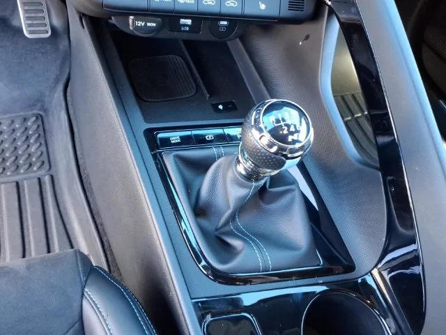 Used 2025 Blue Hyundai Base image 26