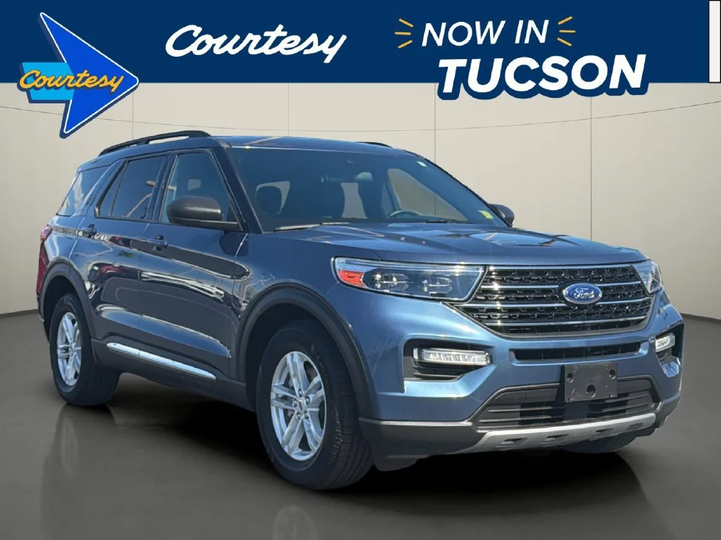 Used 2020 Blue Ford XLT image 1