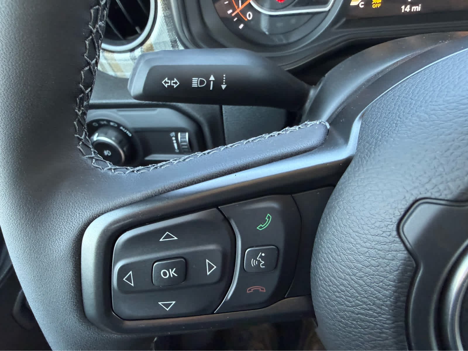 New 2026 Black Clear-Coat Exterior Paint Jeep 85th Anniversary image 28