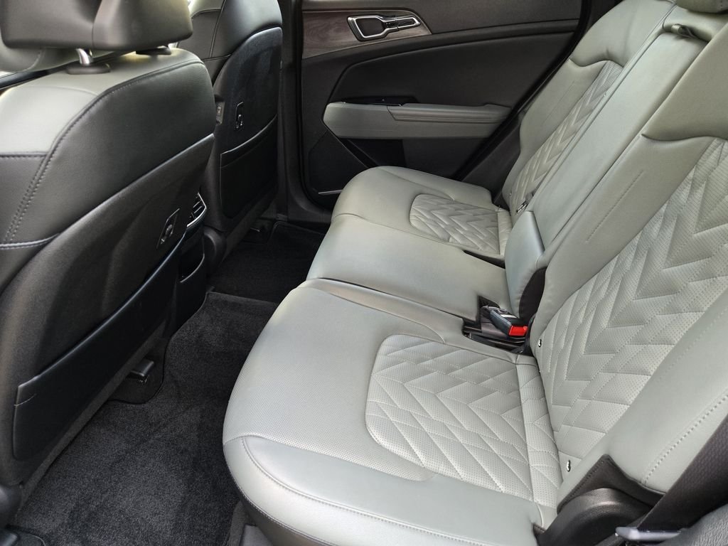 Used 2023 Black Kia X-Pro image 24
