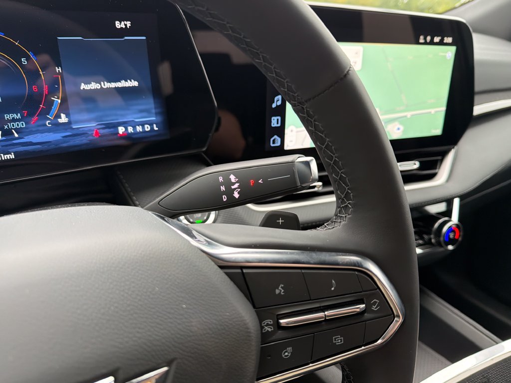 New 2027 Summit White Chevrolet LT image 21