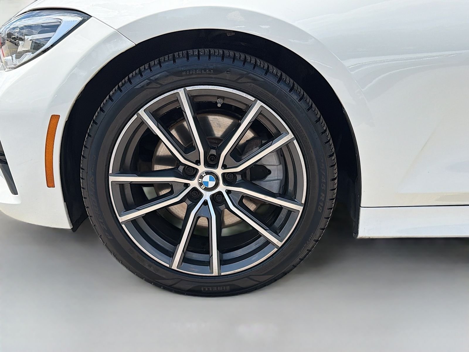 Used 2019 White BMW 330i image 40