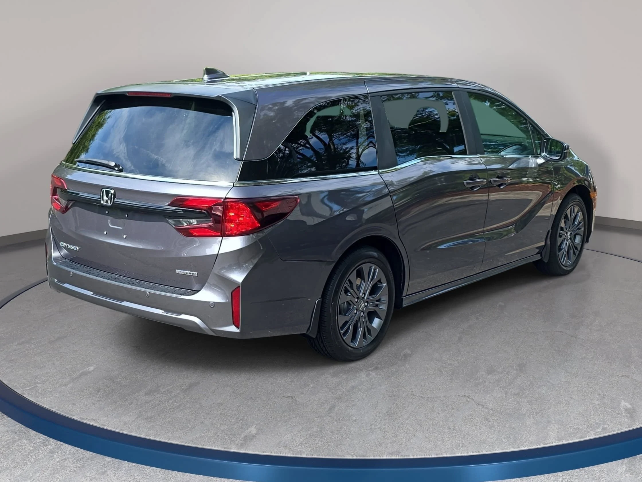 New 2026 Modern Steel Metallic Honda Touring image 5
