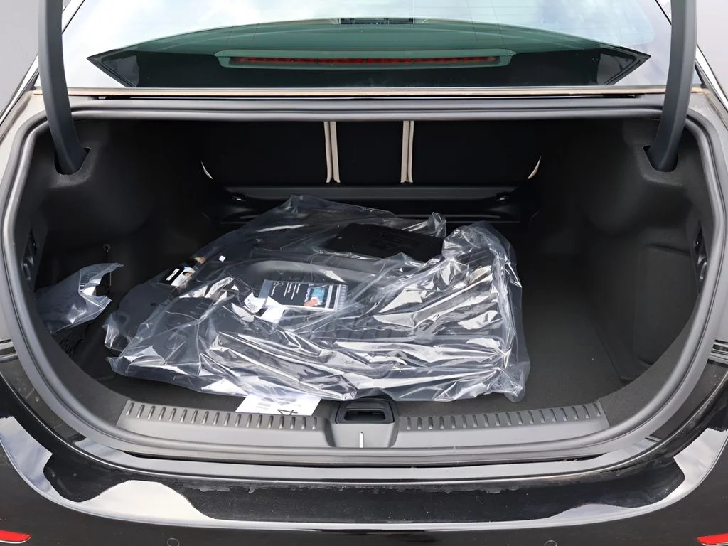 New 2026 Obsidian Black Metallic Mercedes-Benz E 350 image 17