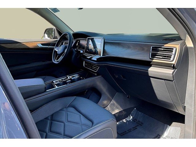 2026 Volkswagen Atlas SE w/Tech - Photo 26