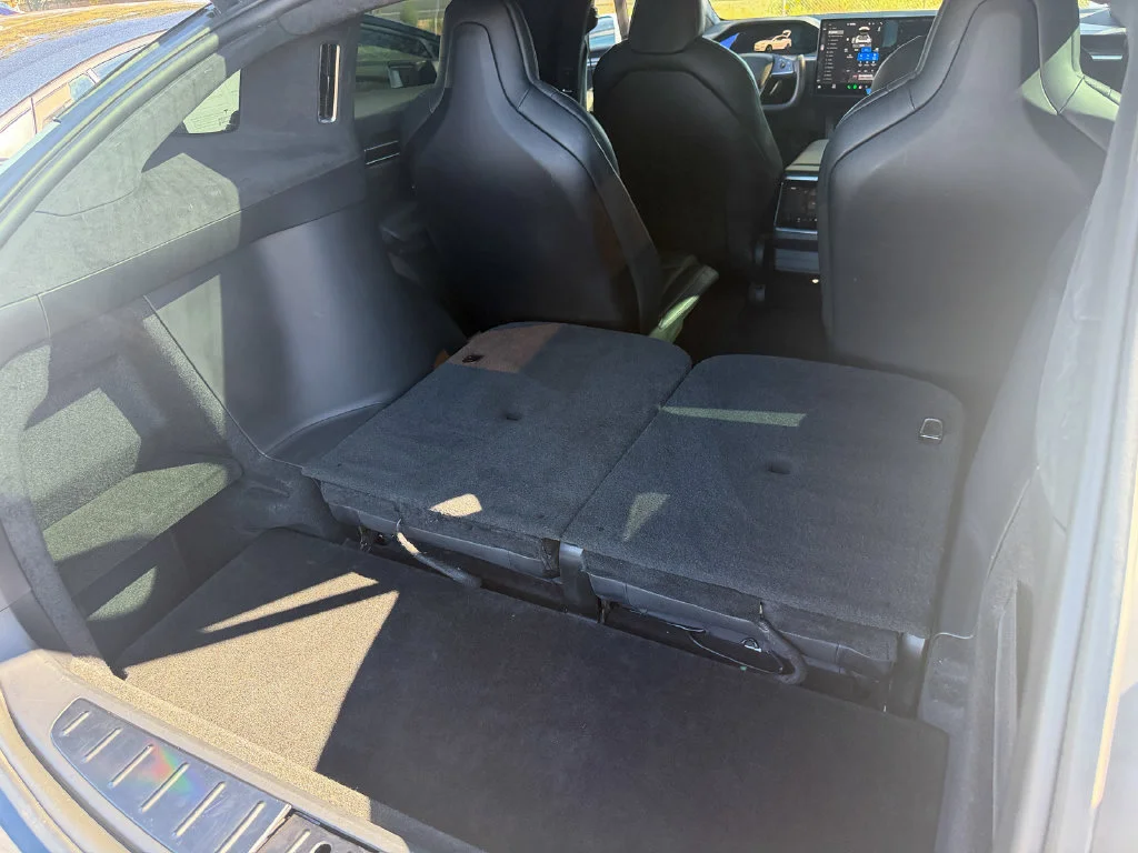 Used 2022 White Tesla Plaid image 25