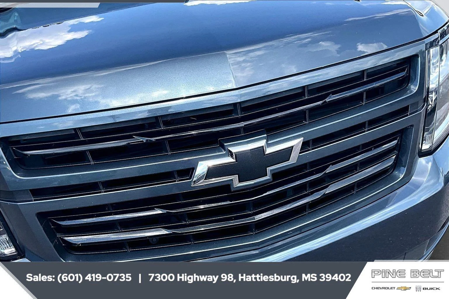 Used 2019 SHADOW GRAY METALLIC Chevrolet LT image 22