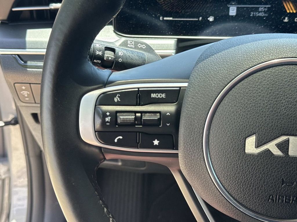 Used 2025 Gray Kia GT-Line image 33