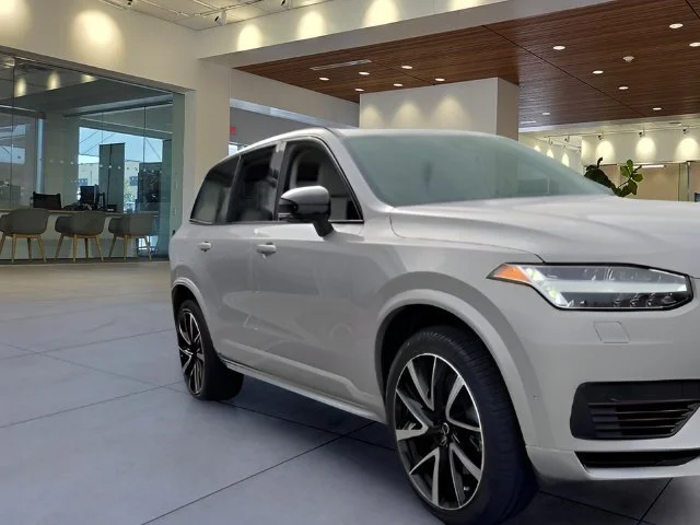 Used 2023 Silver Volvo Ultimate image 26