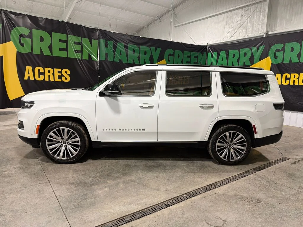 Used 2023 Bright White Clearcoat Jeep Series III image 3