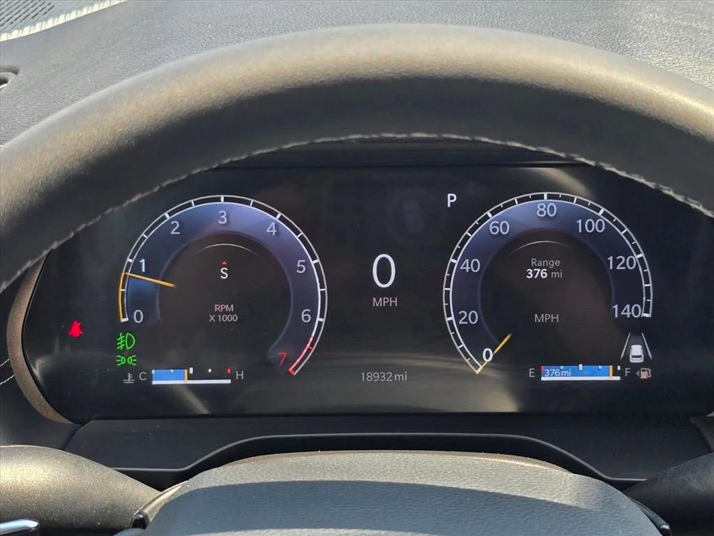 Used 2025 Gray Jeep Limited image 7
