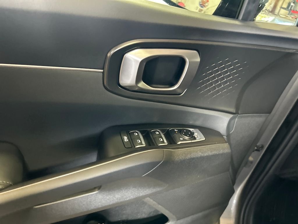 New 2026 Beige Kia EX image 13