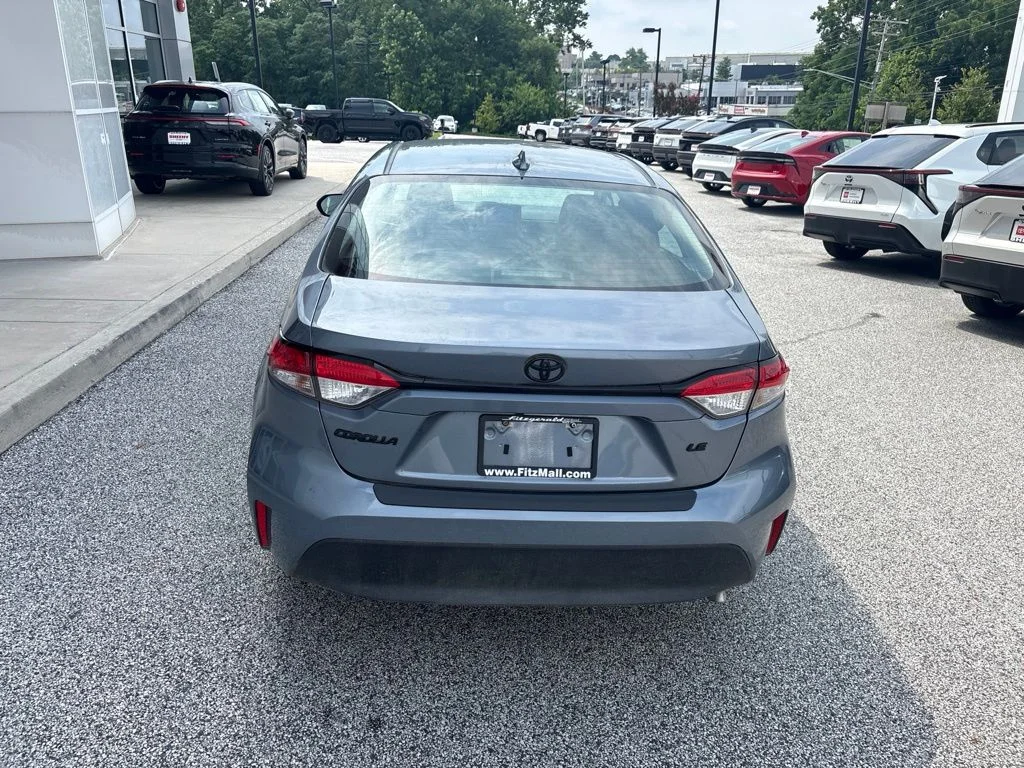 Used 2024  Toyota LE image 6