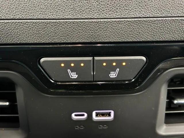 New 2026 Onyx Black GMC AT4 image 8