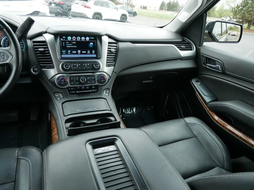 Used 2019 Gray Chevrolet Premier image 15