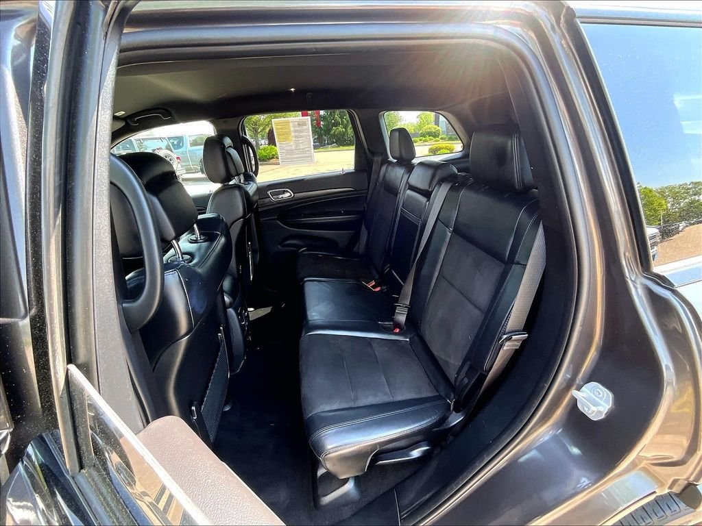 Used 2020 Gray Jeep Altitude image 15