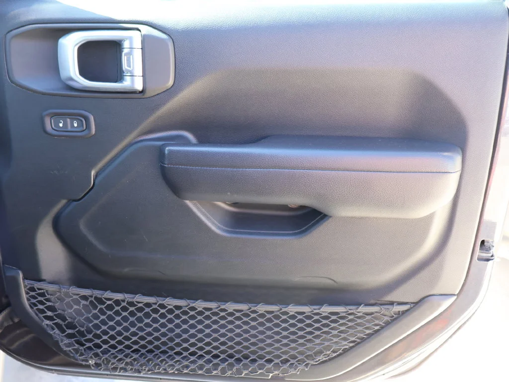 Used 2019 Granite Crystal Clearcoat Metallic Jeep Rubicon image 8