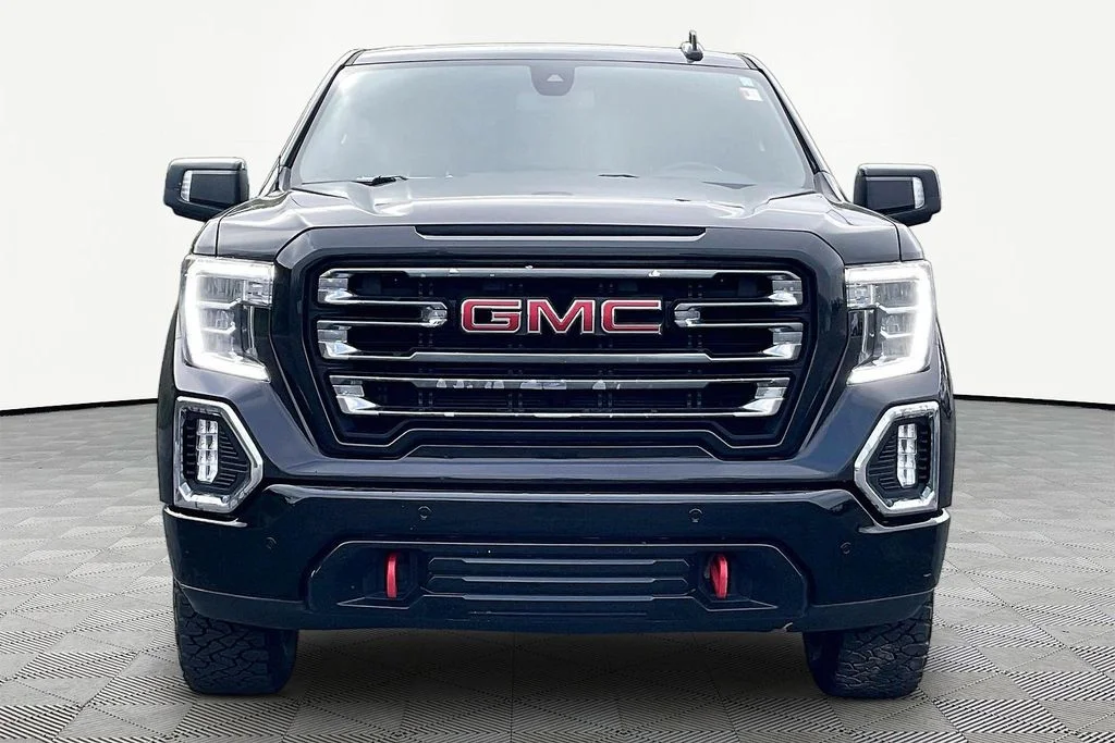 Used 2022 Onyx Black GMC AT4 image 2