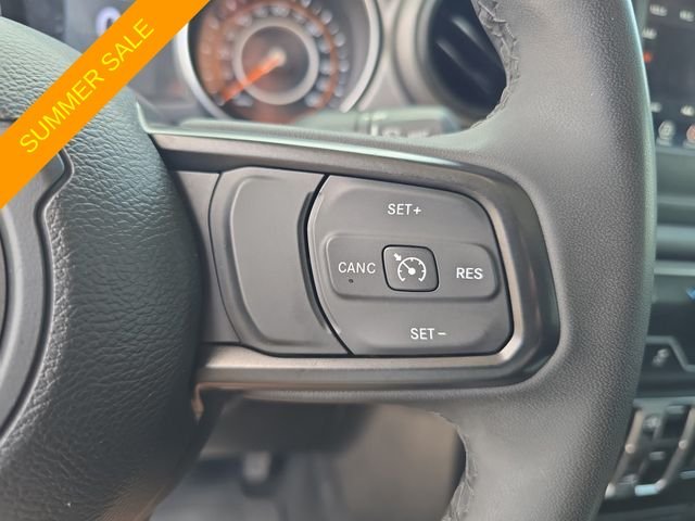 Used 2023 Silver Jeep Sport S image 23