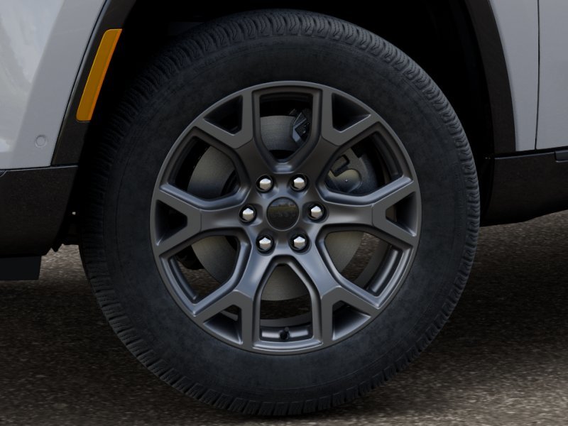 New 2026 Bright White Clear-Coat Exterior Paint Jeep Limited Altitude image 4