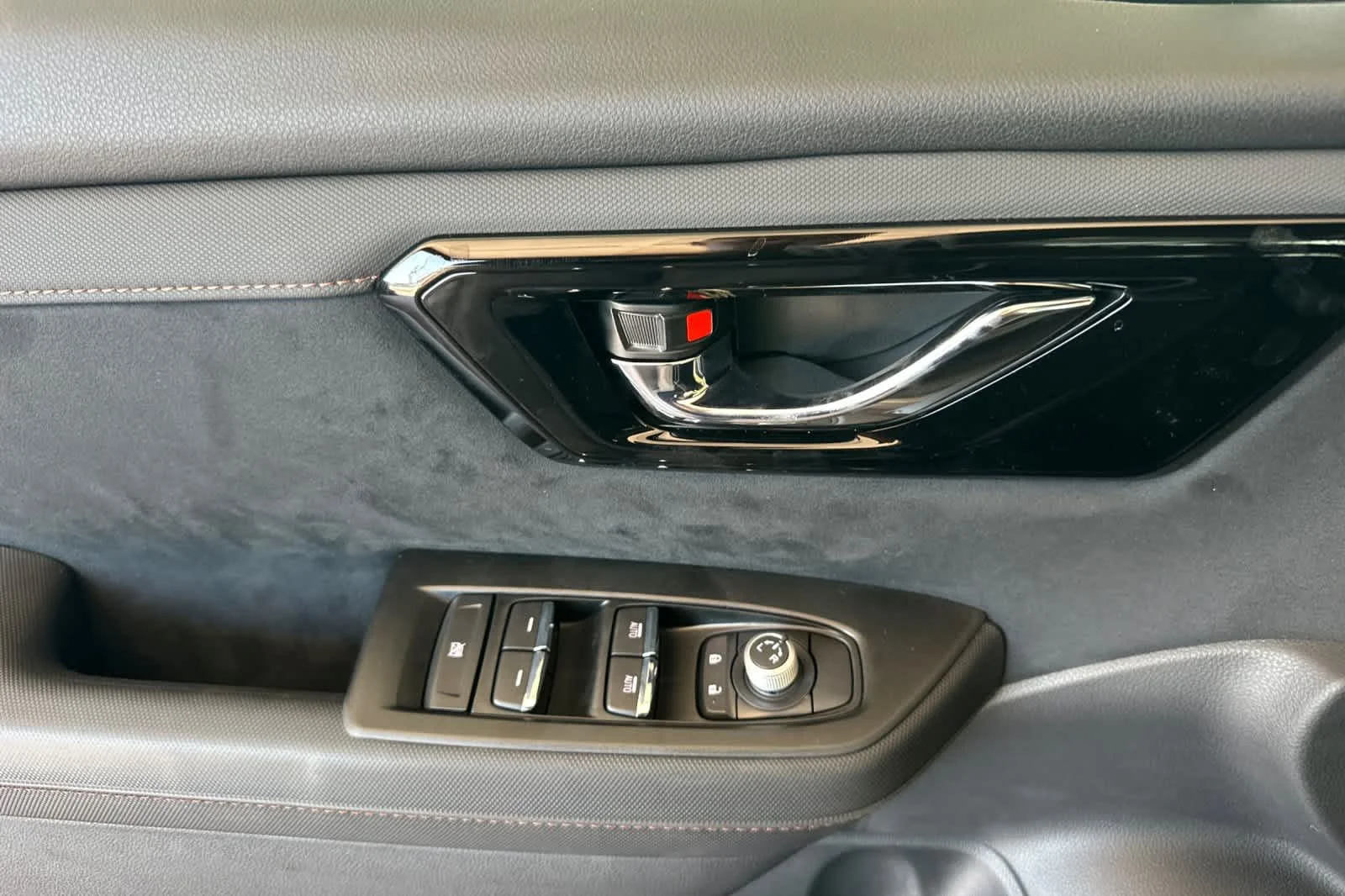 New 2026 RIVER ROCK PEARL Subaru Sport Onyx Edition image 10