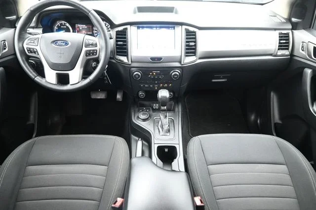 Used 2019 Blue Ford XLT image 18