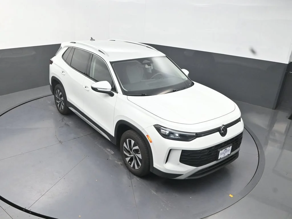 Used 2026 White Volkswagen S image 14