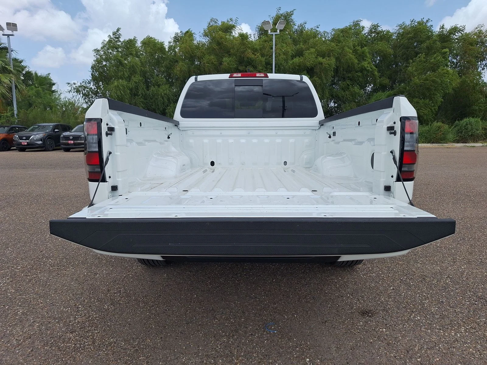 Used 2025 White Nissan SV image 17
