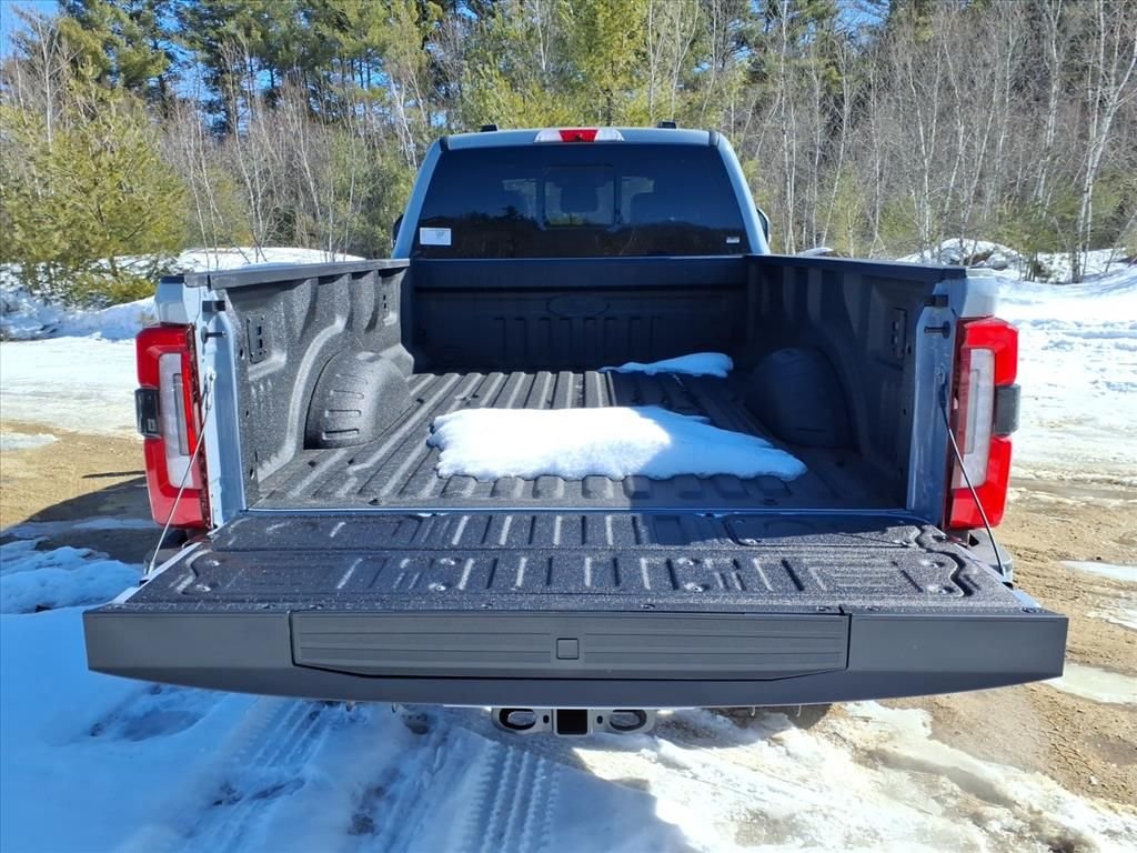 New 2026 Glacier Gray Metallic Tri-Coat Ford F-350® Platinum® image 8
