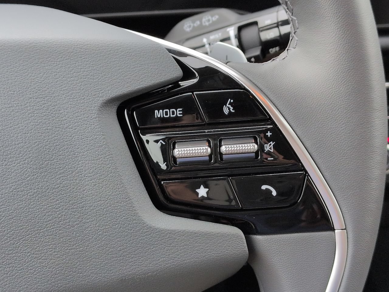 New 2026 Aurora Black Pearl Kia EX image 27