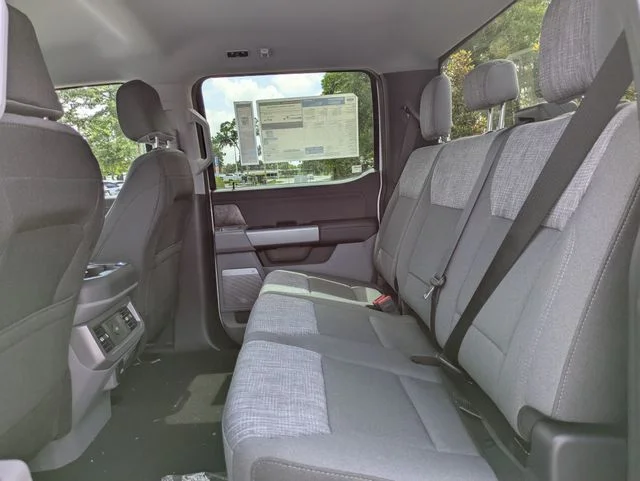 New 2026 Oxford White Ford F-250® XLT image 14
