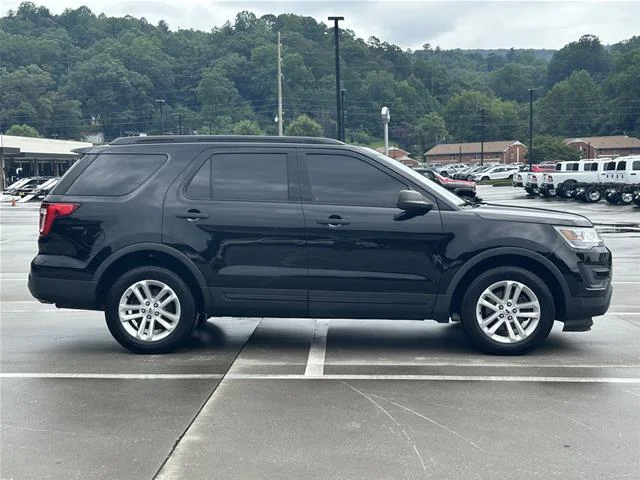 Used 2017 Shadow Black Ford Base image 21