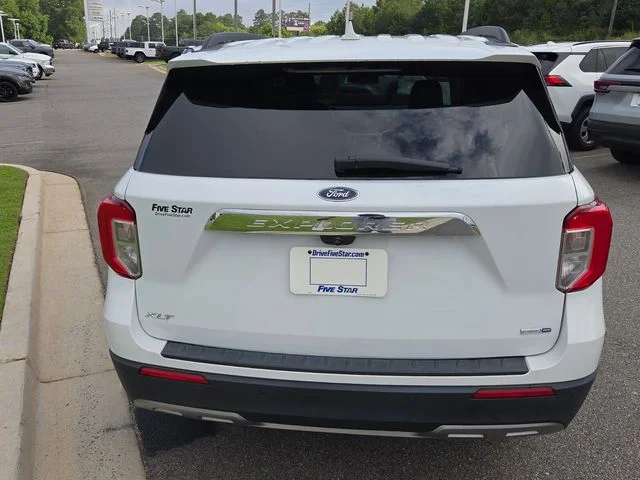 Used 2020 White Ford XLT image 12
