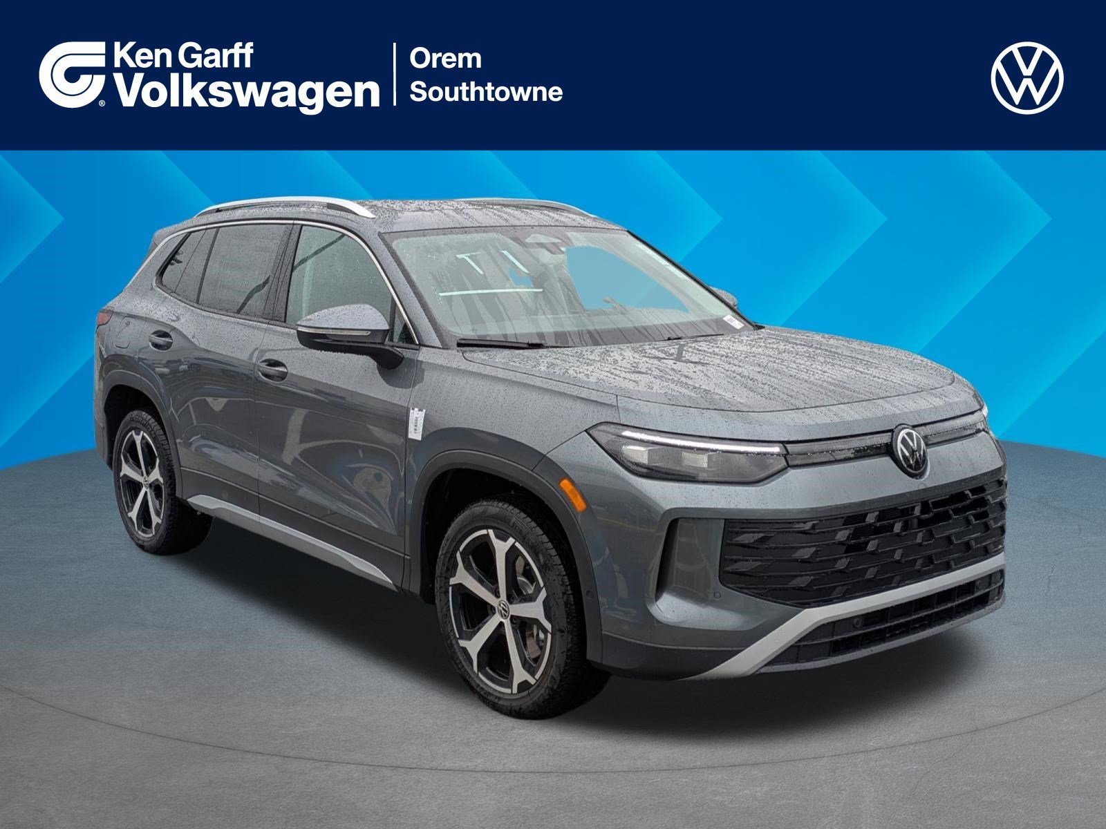 New 2026 Platinum Gray Metallic Volkswagen SE image 1
