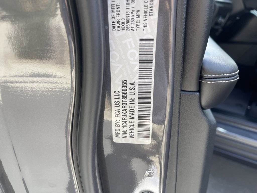 New 2026 Baltic Gray Metallic Clearcoat Jeep Altitude image 33