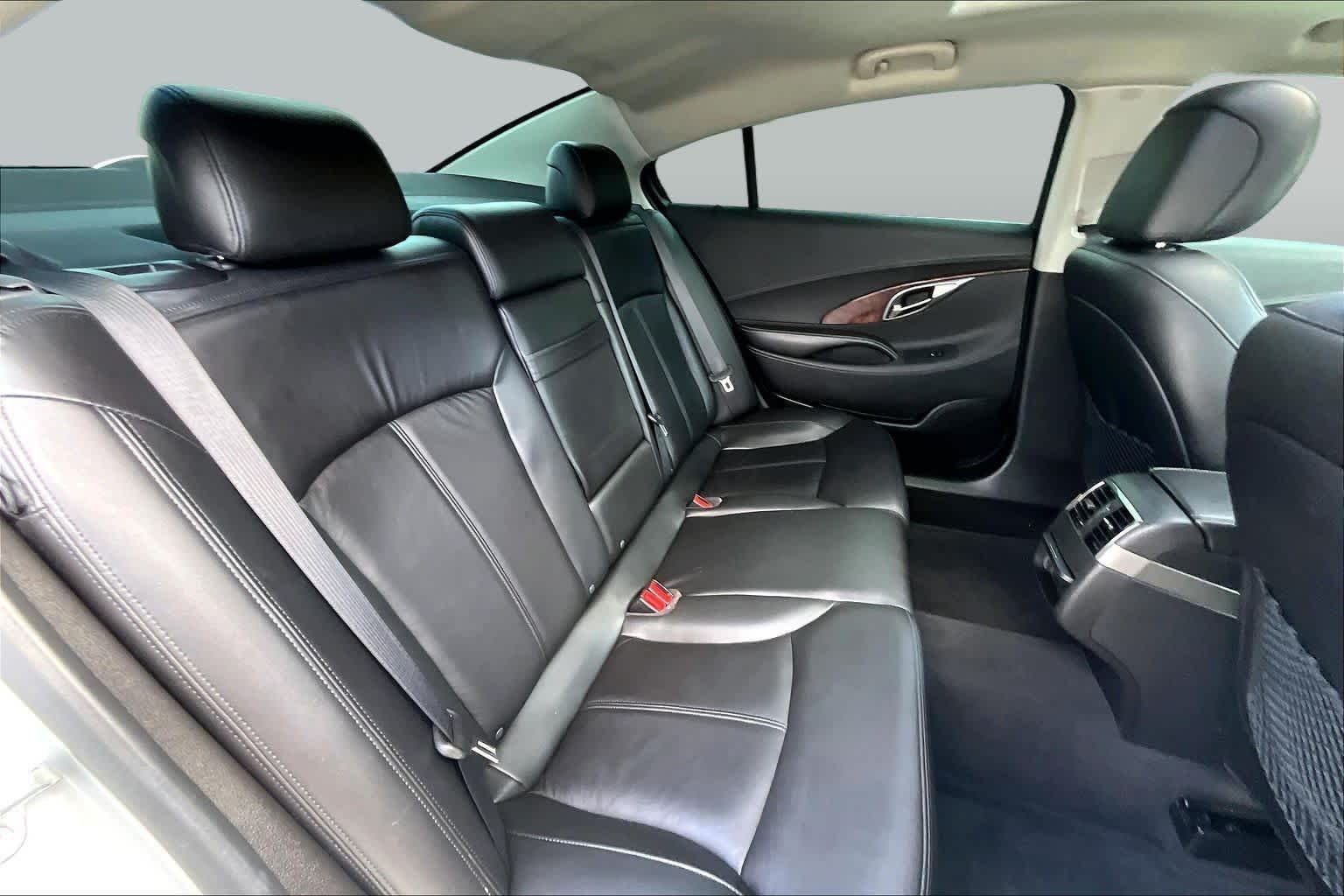 Used 2011 Quicksilver Metallic Buick CXL image 18