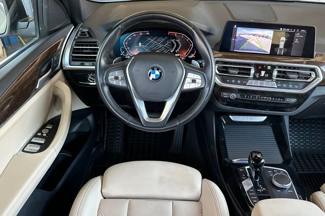 Used 2023 White BMW xDrive30i image 18